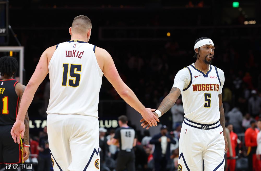 在高强度的 在高强度的