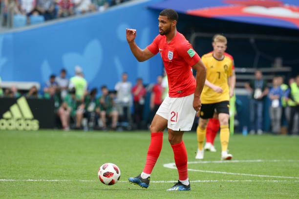 但对于足球 但对于足球