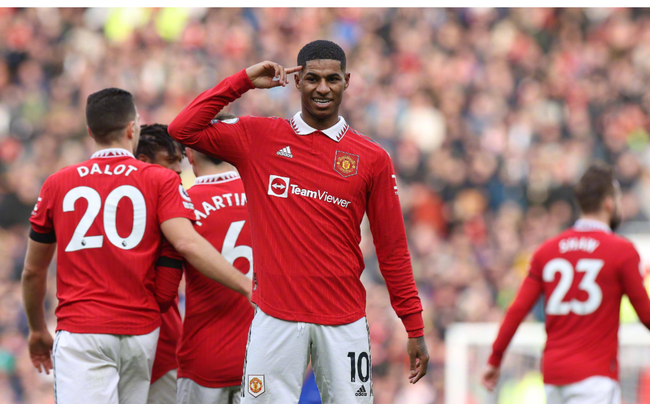 萨在联赛中 萨在联赛中